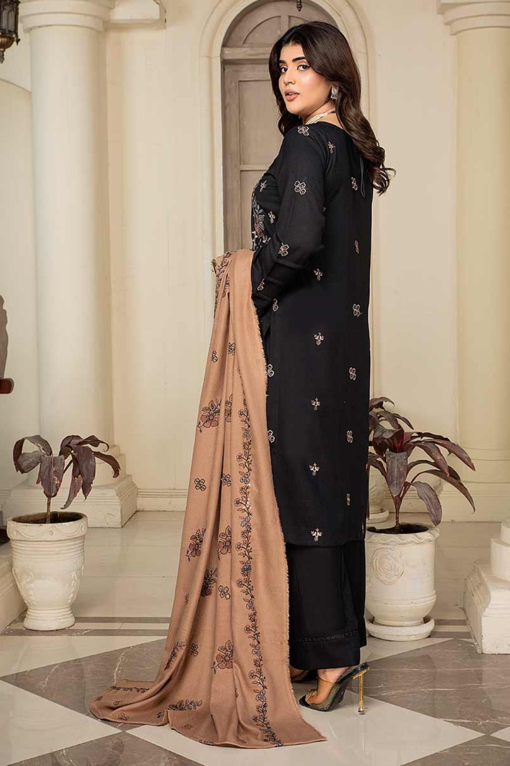 3pc Lawn Heavy Embroidered