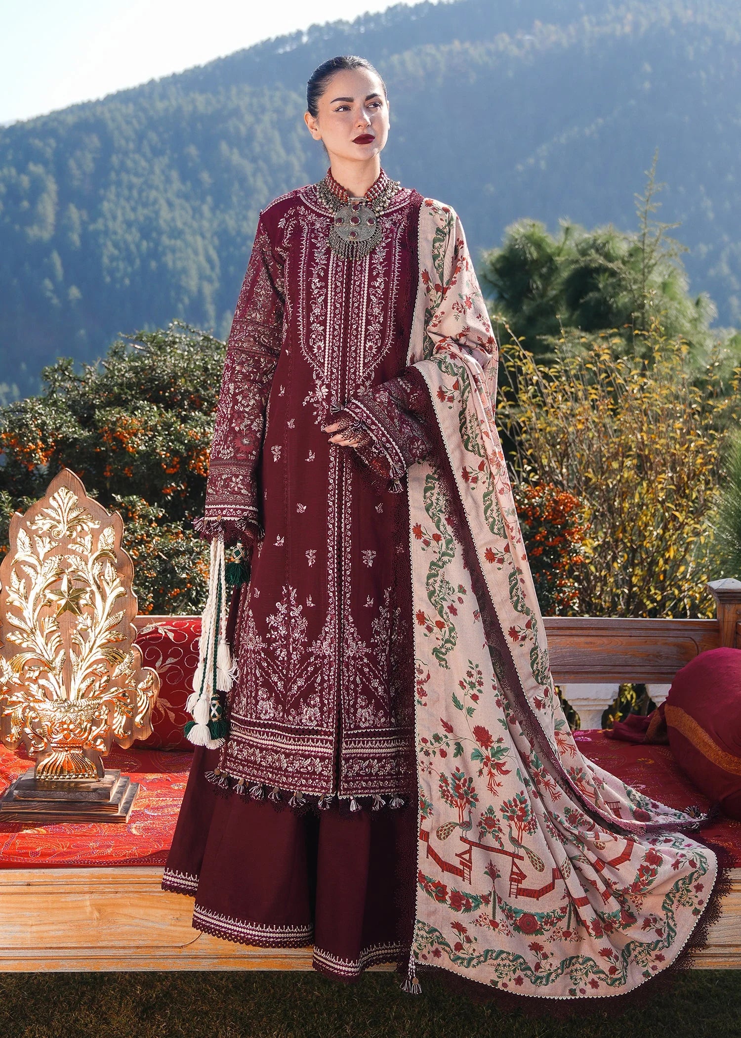 EMB 3PC SUIT WITH PRINTED SHAWL